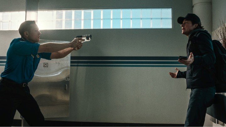 Jaume Collet-Serra, el director, es catalán, se mudó a Los angeles a los 18 años y dirigió varais veces a Liam Neeson.