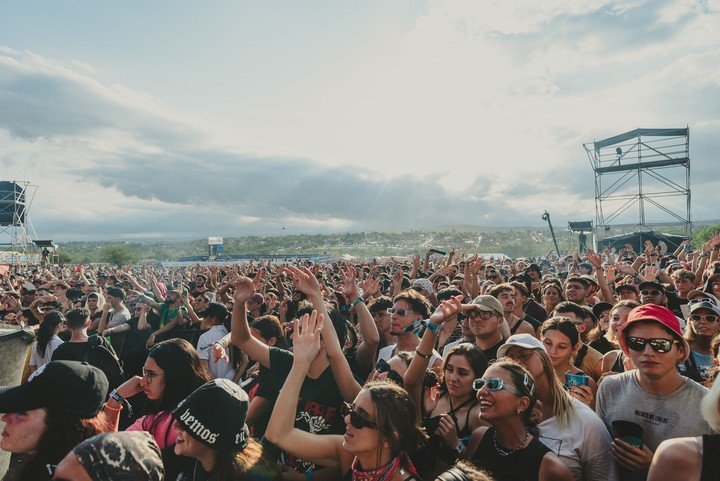 La edición 2025 del festival Cosquín Rock reunió a más de 120 mil personas en dos jornadas. Foto de prensa