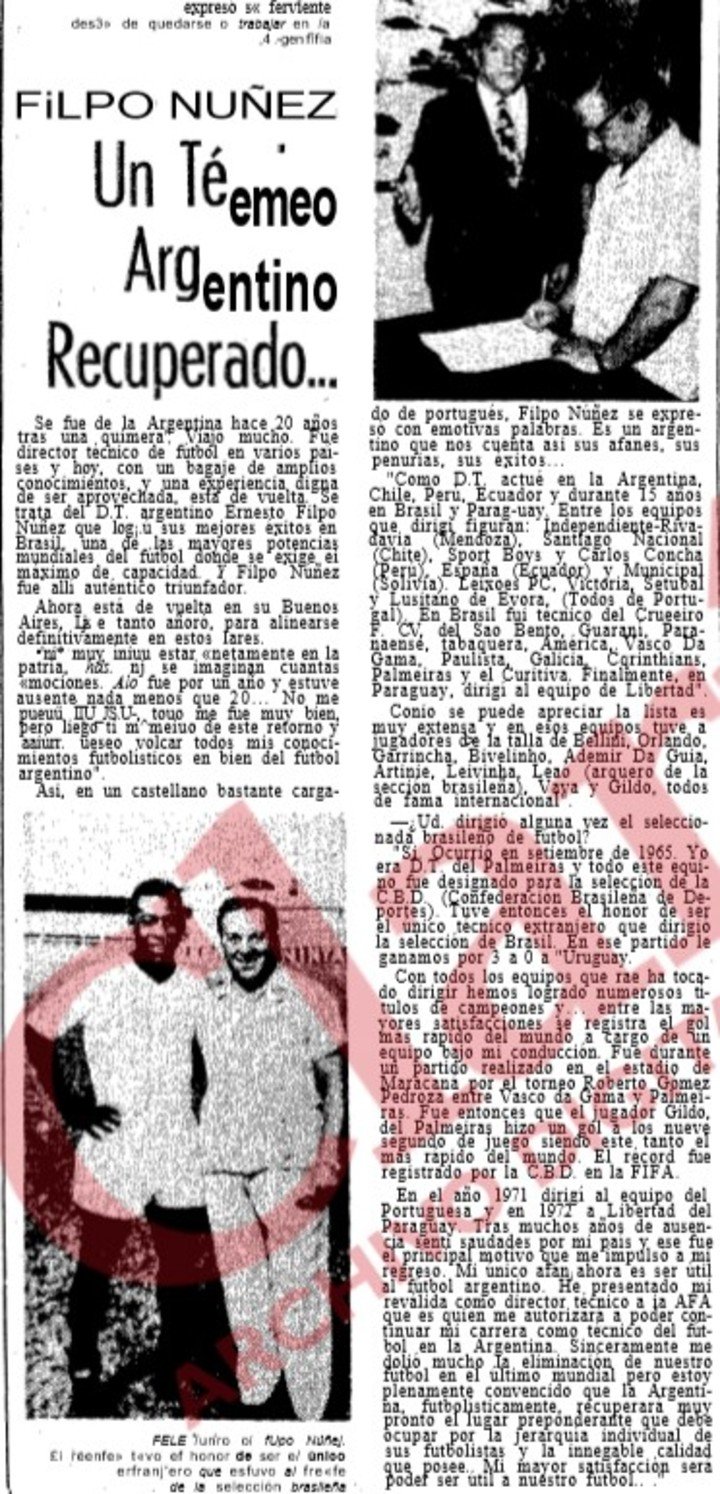 Filpo Nuñez con Clarín, en 1974, cuando asumió en Vélez.