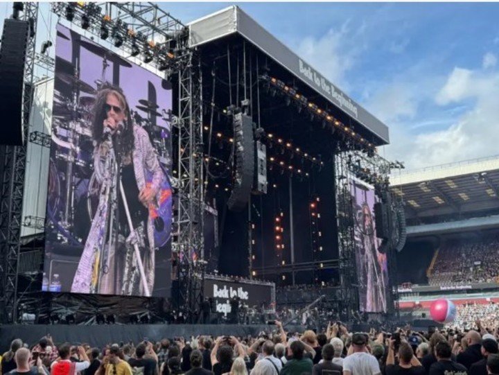 Steven Tyler en el festival de despedida de Black Sabbath en Birmingham, el sábado 5 de julio. Foto: X