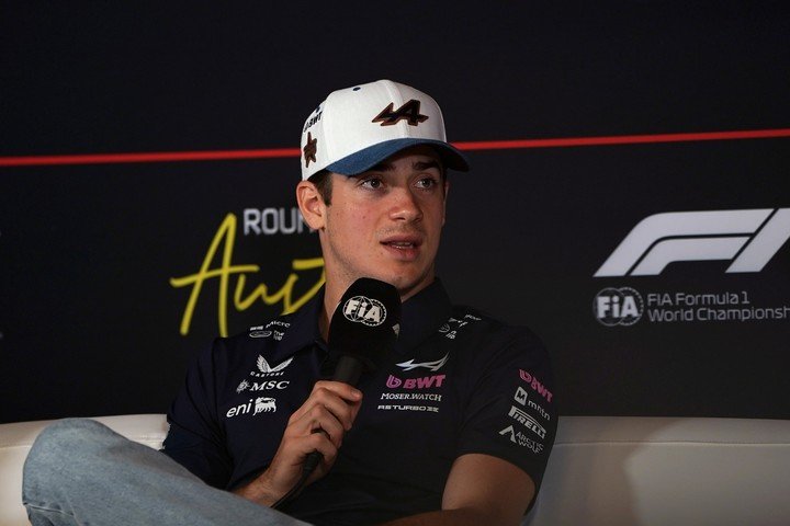 "Todo lo que estamos haciendo ahora es una buena preparación para cuando llegue nuestro momento", afirmó Colapinto. Foto EFE/EPA/DUSTIN SAFRANEK