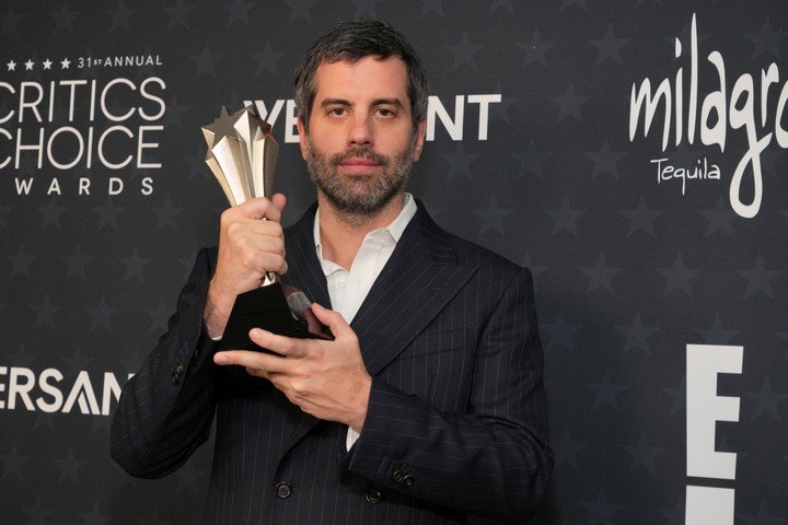 Adolpho Veloso, el director de fotografía brasileño de "Sueños de trenes". Foto AP 