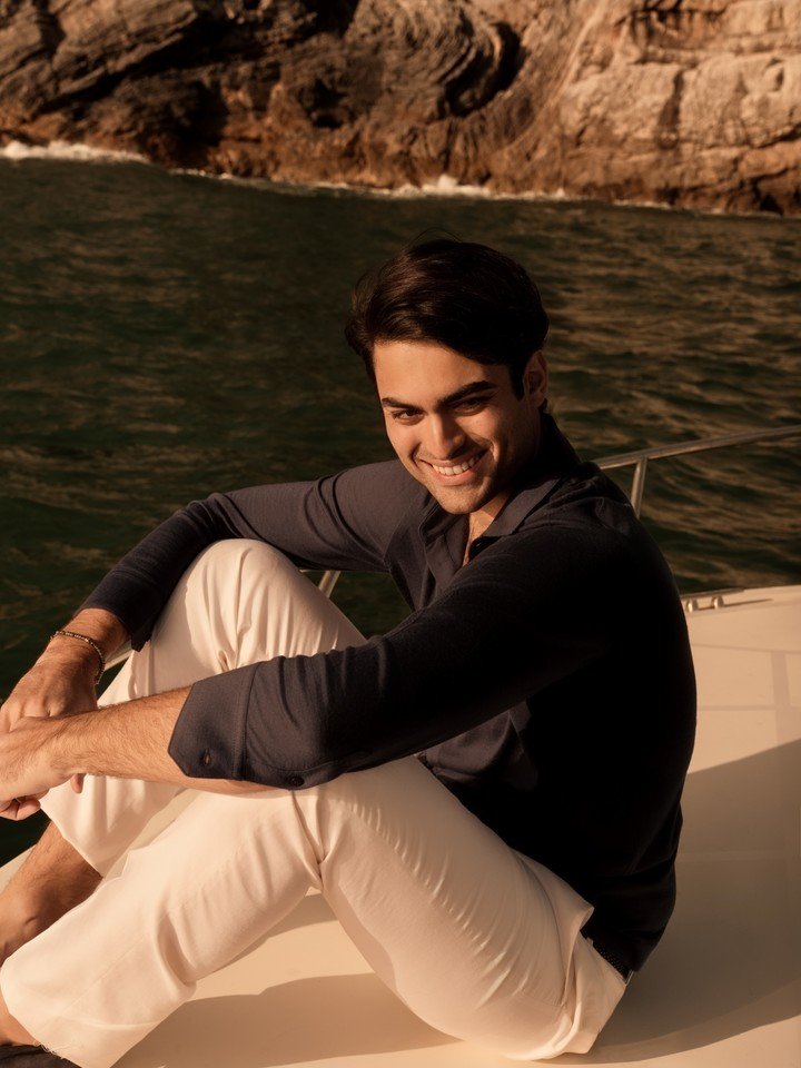 Matteo Bocelli mide 1.98 metros y fue la imagen de campañas de publicidad de marcas como Guess. Foto de prensa