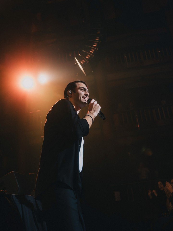 Matteo Bocelli tuvo una gran respuesta del público en Viña del Mar 2024. Foto de prensa