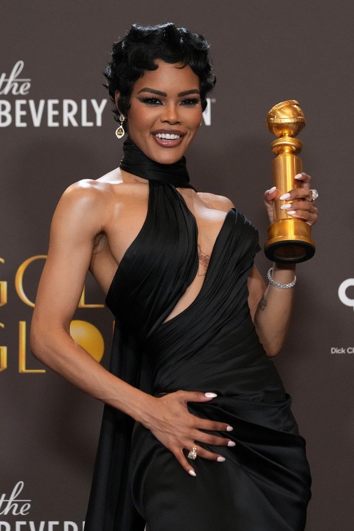 Teyana Taylor recibió el primer galardón de la noche. Foto AP