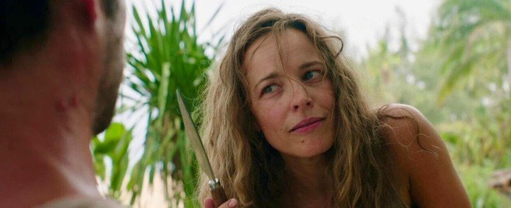 "Los héroes se convierten en los villanos y los villanos se convierten en los héroes", confía el director.