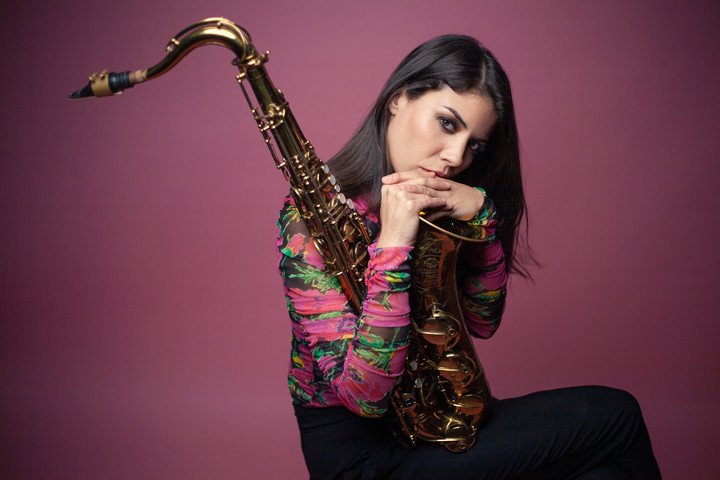 Melissa Aldana. La saxofonista chilena es una de las sensaciones del jazz en Nueva York. Será una visita importante.
