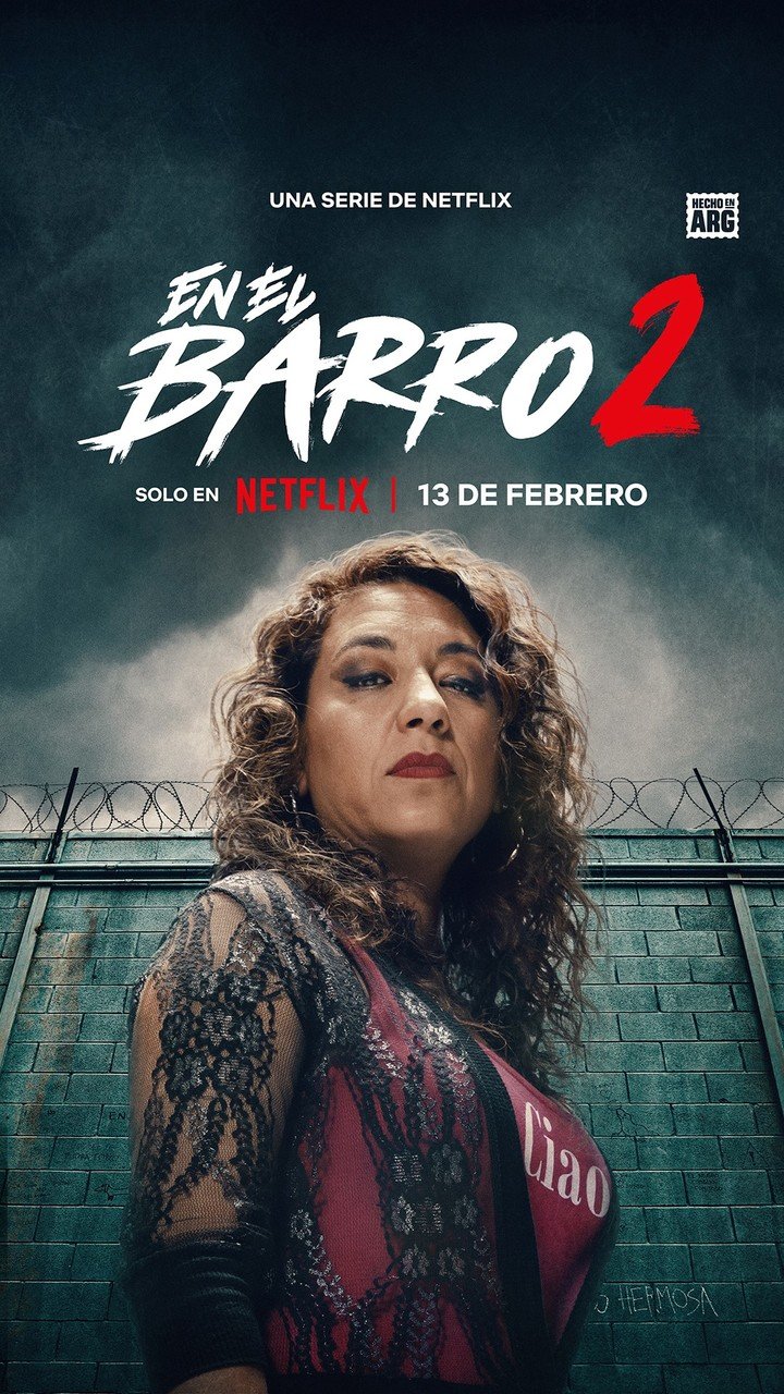 Lorena Vega es La Zurda en "En el barro". Foto: Netflix.