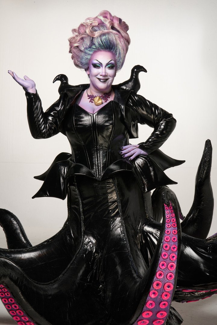 Evelyn Botto en la piel de Úrsula, la villana de La Sirenita. Foto: Soy Prensa.