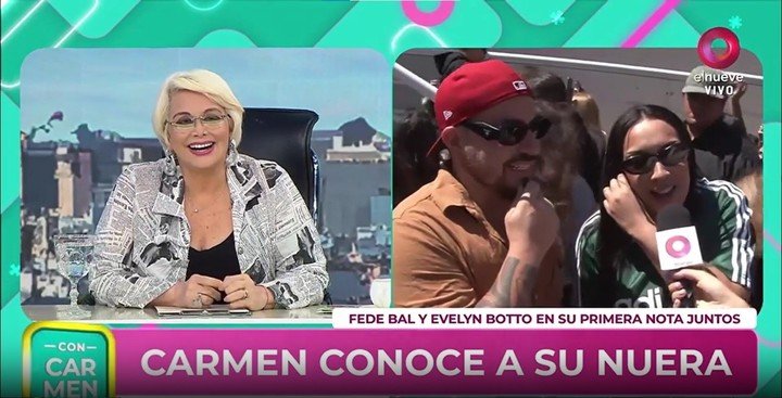 Carmen Barbieri entrevistó a Fede Bal y Evelyn Botto cuando oficializaron su romance este verano. Captura TV