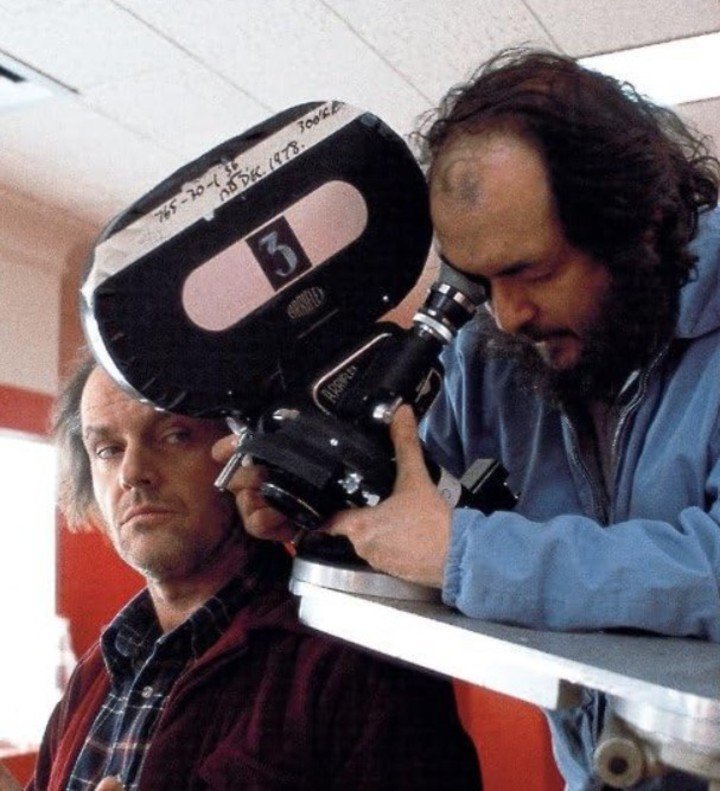 Jack Nicholson se harto de que repitieran las tomas en rodaje: sufrió un ataque de nervios. 