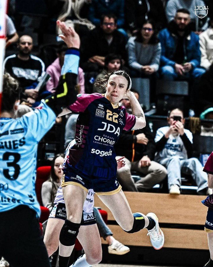 Urban llegó a Dijon en 2021. Foto @cahandball