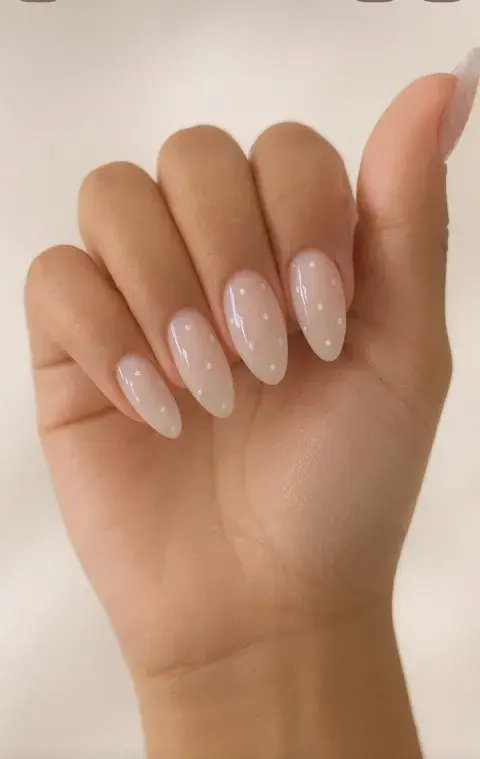 Uñas nude